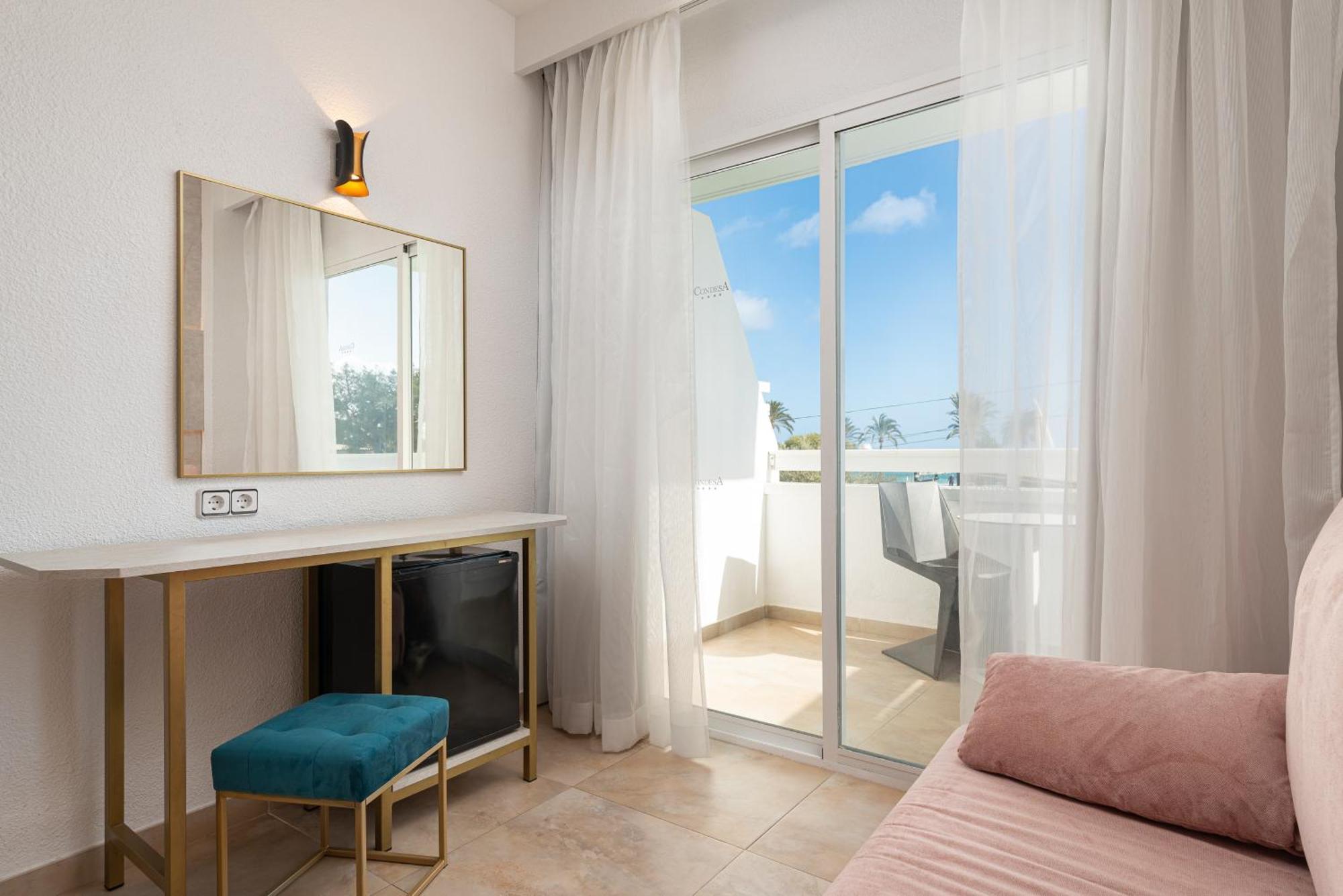 Hotel Condesa Port de Alcudia  Exterior photo