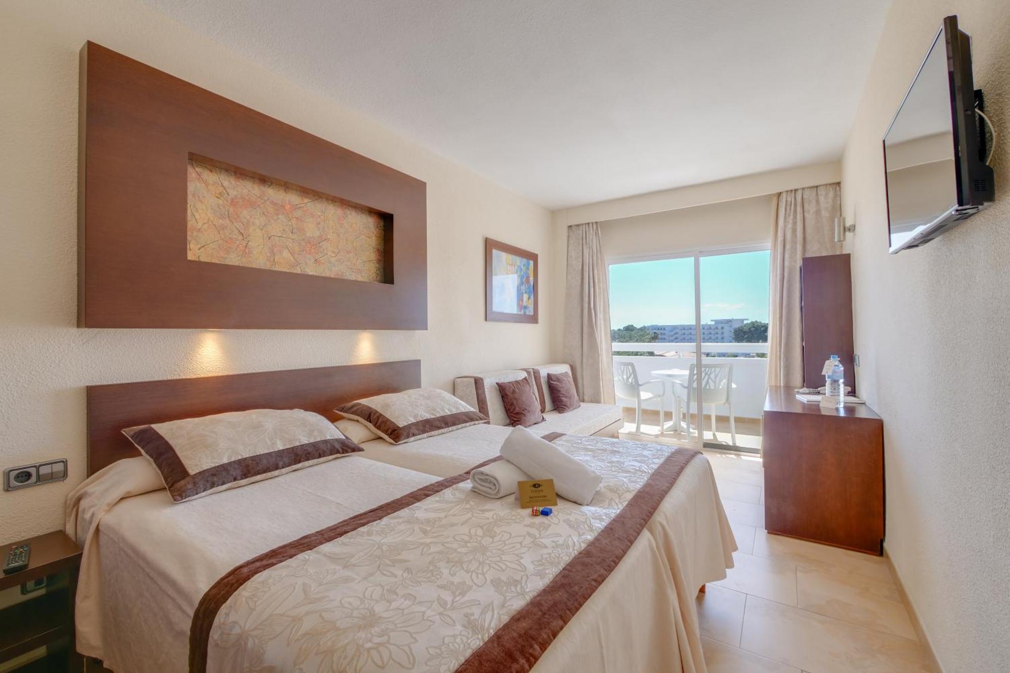 Hotel Condesa Port de Alcudia  Exterior photo