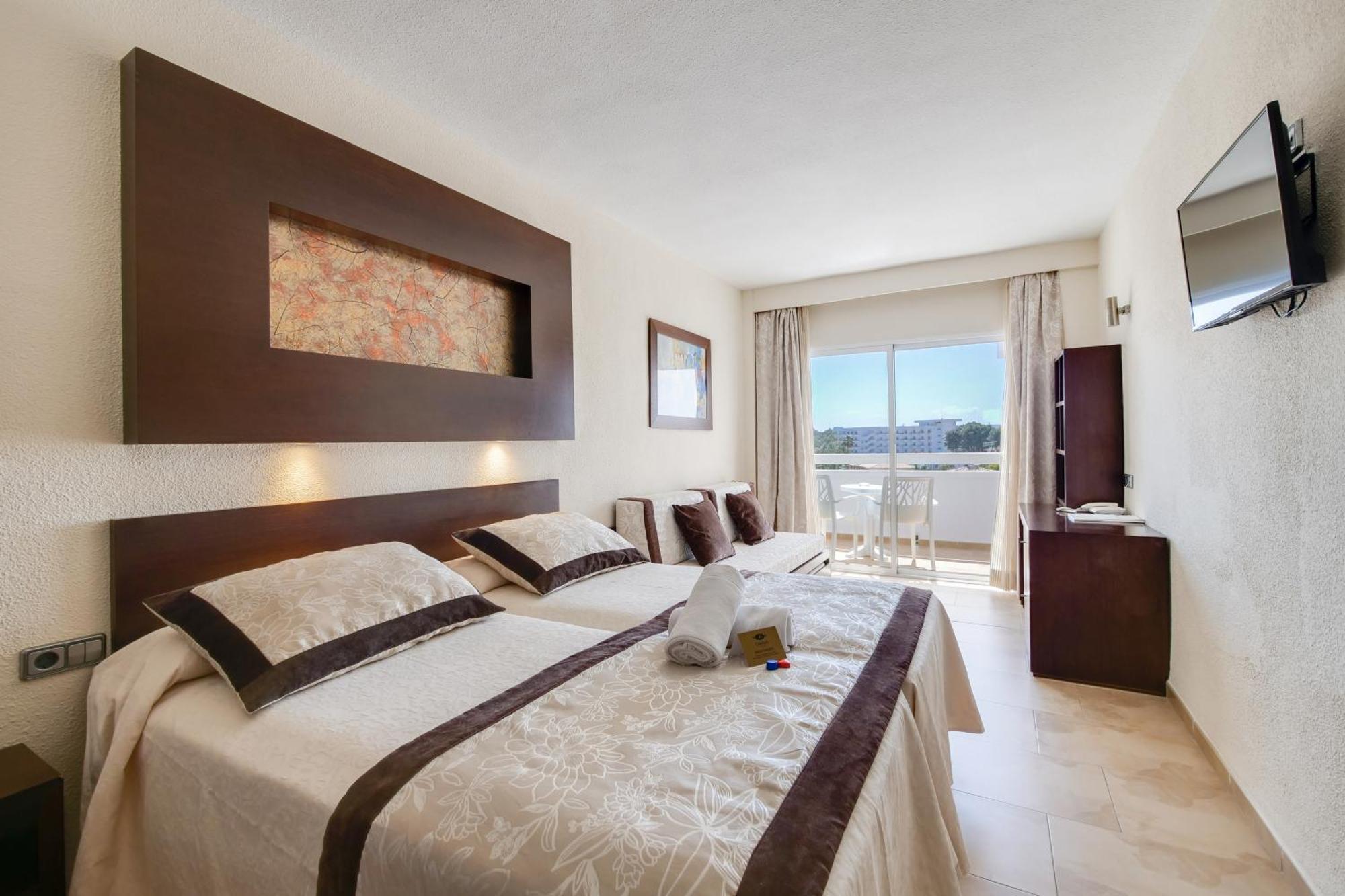 Hotel Condesa Port de Alcudia  Exterior photo